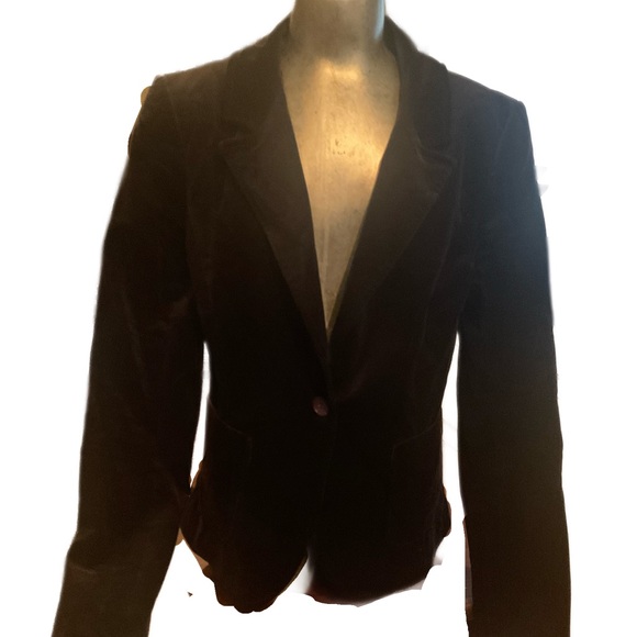 Tamara Jarmon Jackets & Blazers - “TAMARA JARMON” DESIGNER Midnight Blue Velvet Blazer.